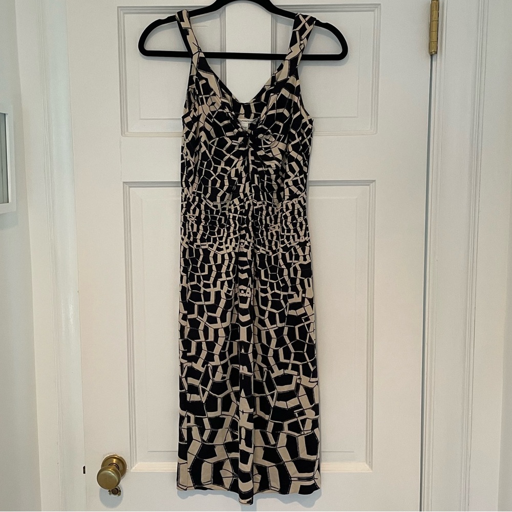 Diane Von Furstenberg navy and white silk dress, size 4